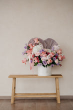 Cargar imagen en el visor de la galería, Blooming Heart Deluxe
