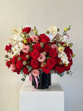 Cargar imagen en el visor de la galería, Sweet Devotion