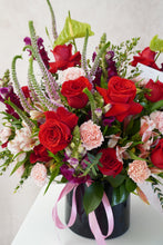 Cargar imagen en el visor de la galería, Red Garden