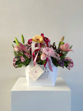 Cargar imagen en el visor de la galería, Mom’s Floral Bag