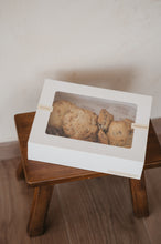 Cargar imagen en el visor de la galería, Cookies For Mom (6 pcs)
