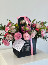 Cargar imagen en el visor de la galería, Floral bag Deluxe
