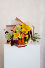 Cargar imagen en el visor de la galería, Lilis Bouquet
