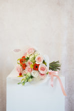Cargar imagen en el visor de la galería, Boquet for mom
