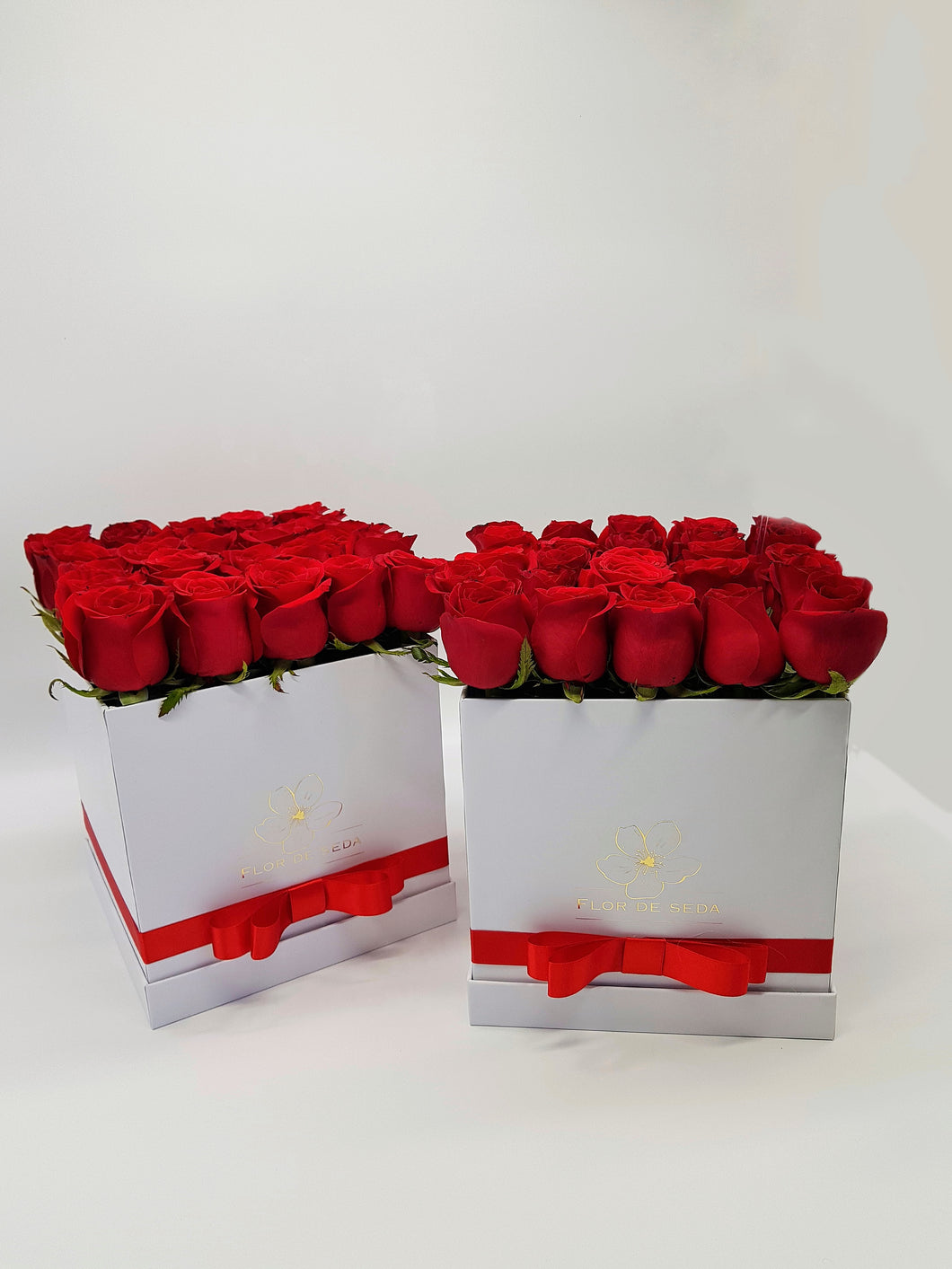 Caja con 25 rosas